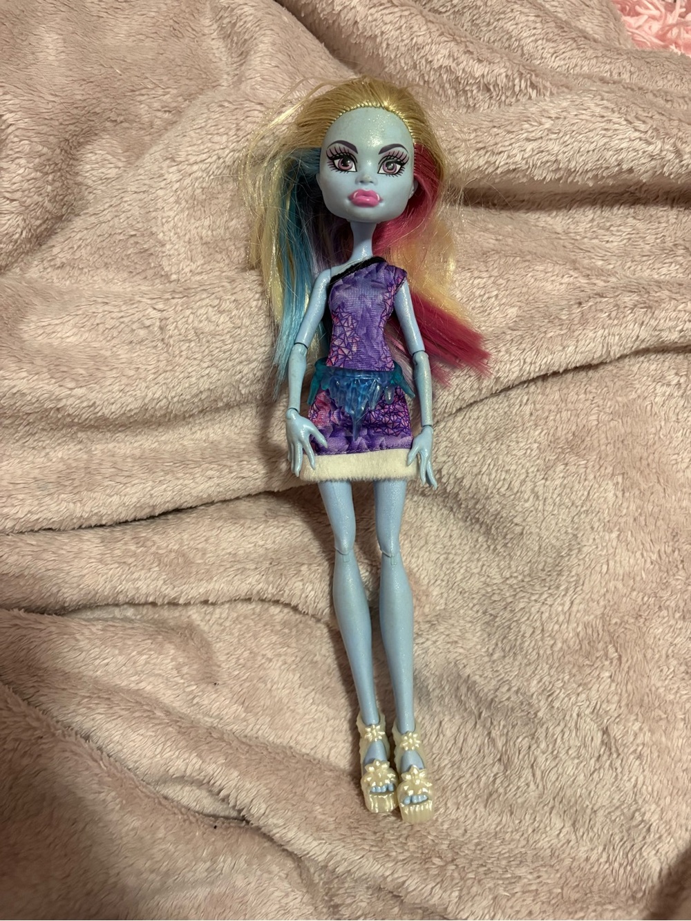 Monster high scaris abbey